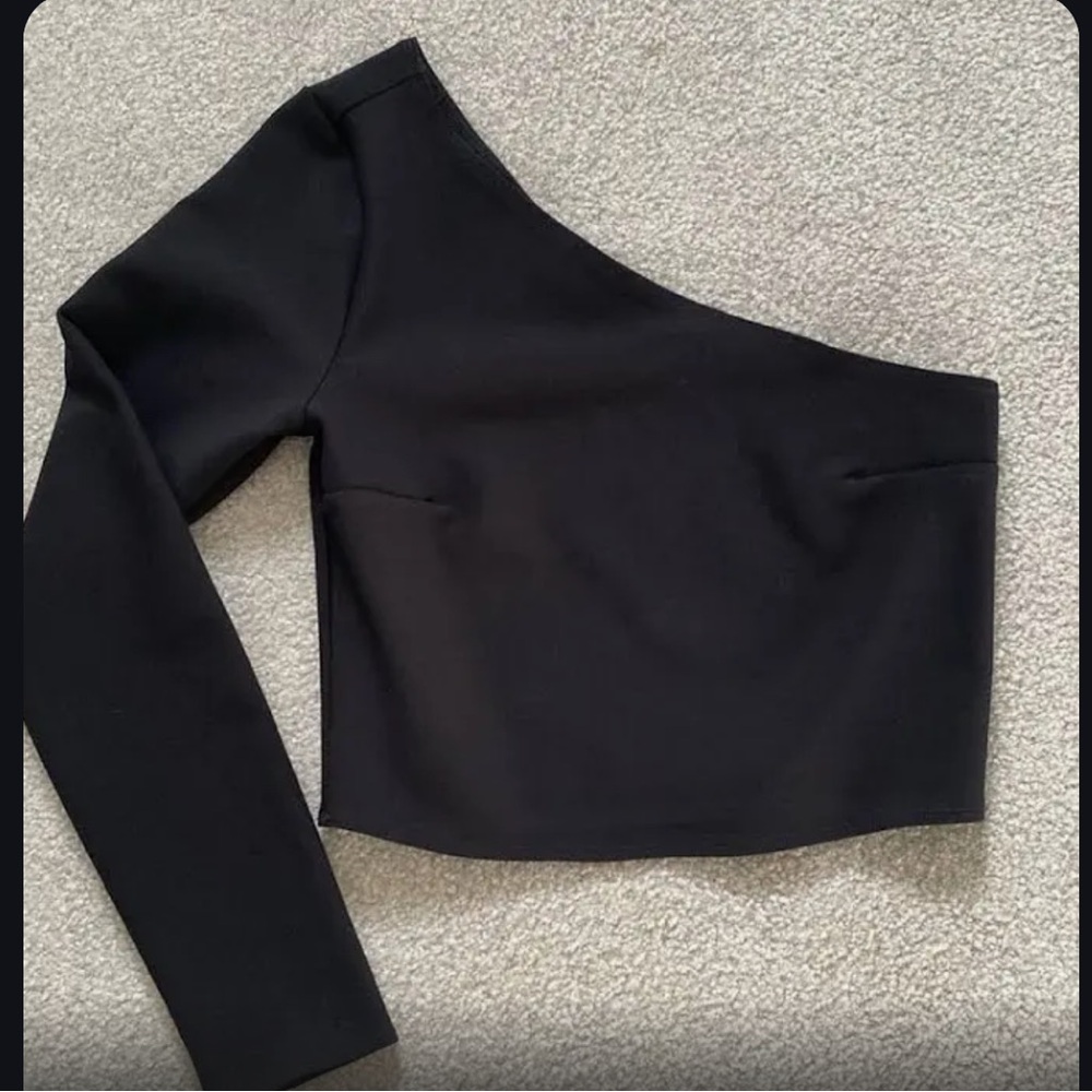 Abercrombie & Fitch Black One Sleeve Crop Top